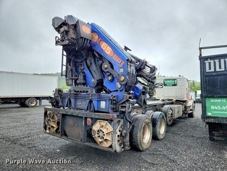 image for item YA4445 2017 Western Star 4700 crane truck