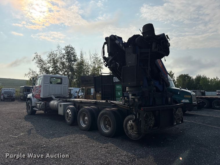 image for item YA4445 2017 Western Star 4700 crane truck