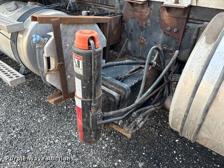 image for item YA4445 2017 Western Star 4700 crane truck