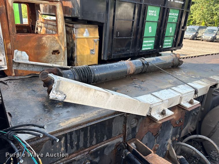 image for item YA4445 2017 Western Star 4700 crane truck