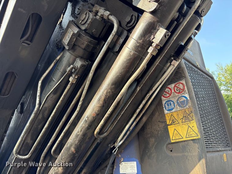 image for item YA4445 2017 Western Star 4700 crane truck