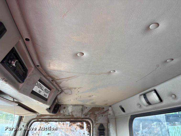 image for item YA4445 2017 Western Star 4700 crane truck