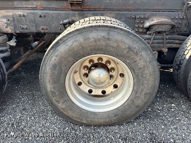 image for item YA4445 2017 Western Star 4700 crane truck
