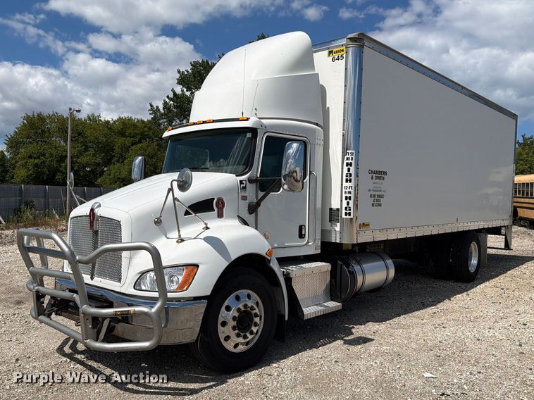 2021 Kenworth T3 Series box truck