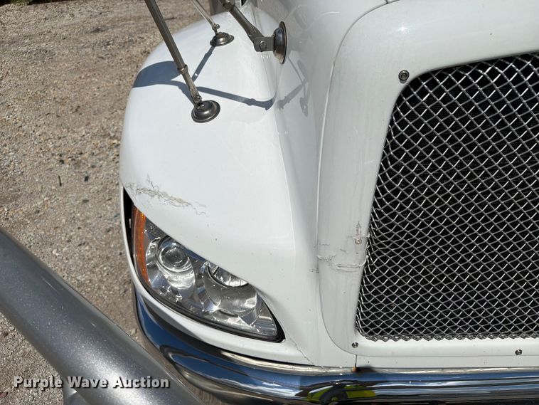 image for item YA4505 2021 Kenworth T3 Series box truck