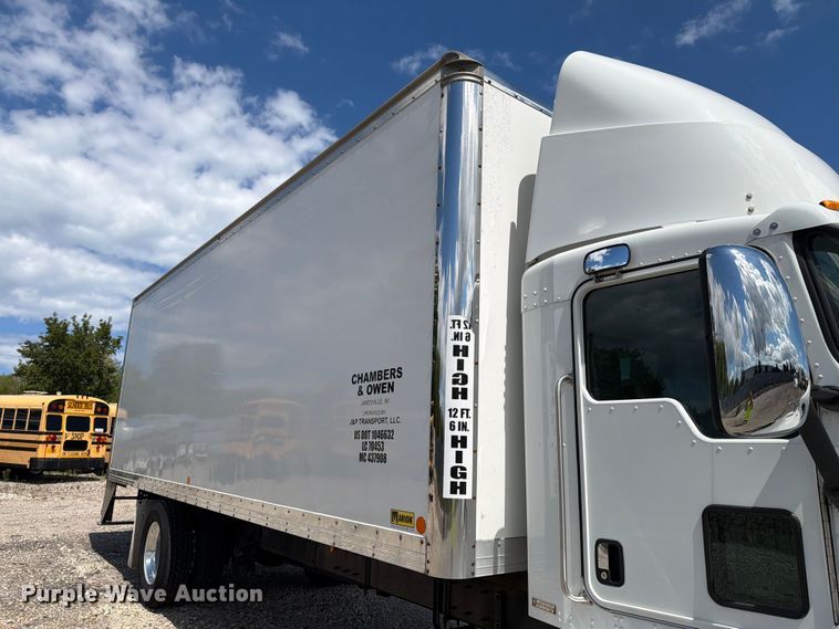 image for item YA4505 2021 Kenworth T3 Series box truck