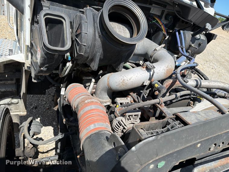 image for item YA4505 2021 Kenworth T3 Series box truck