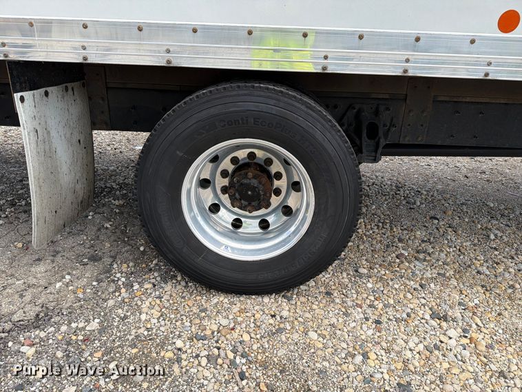 image for item YA4505 2021 Kenworth T3 Series box truck