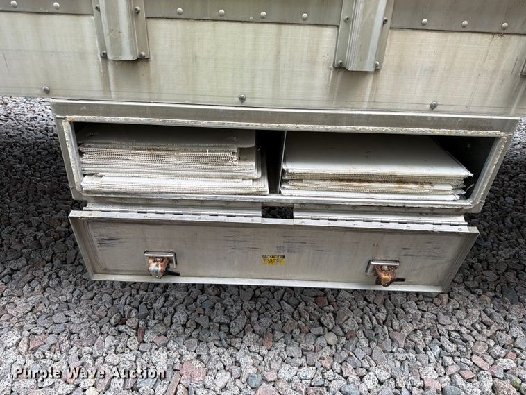 image for item YA4569 2016 EBY Trans Pork livestock trailer