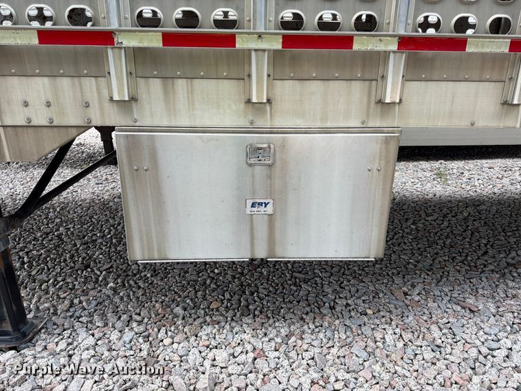 image for item YA4569 2016 EBY Trans Pork livestock trailer