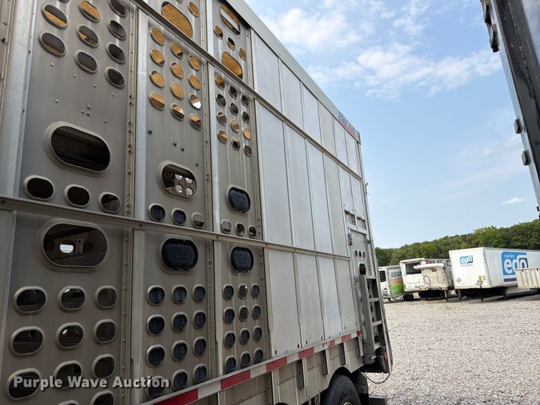 image for item YA4569 2016 EBY Trans Pork livestock trailer