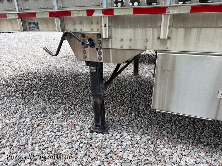 image for item YA4569 2016 EBY Trans Pork livestock trailer