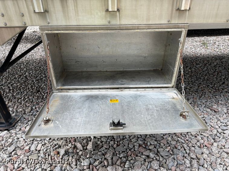 image for item YA4569 2016 EBY Trans Pork livestock trailer