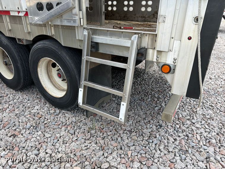 image for item YA4569 2016 EBY Trans Pork livestock trailer