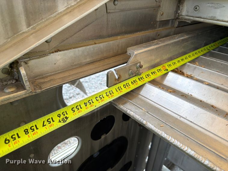 image for item YA4569 2016 EBY Trans Pork livestock trailer