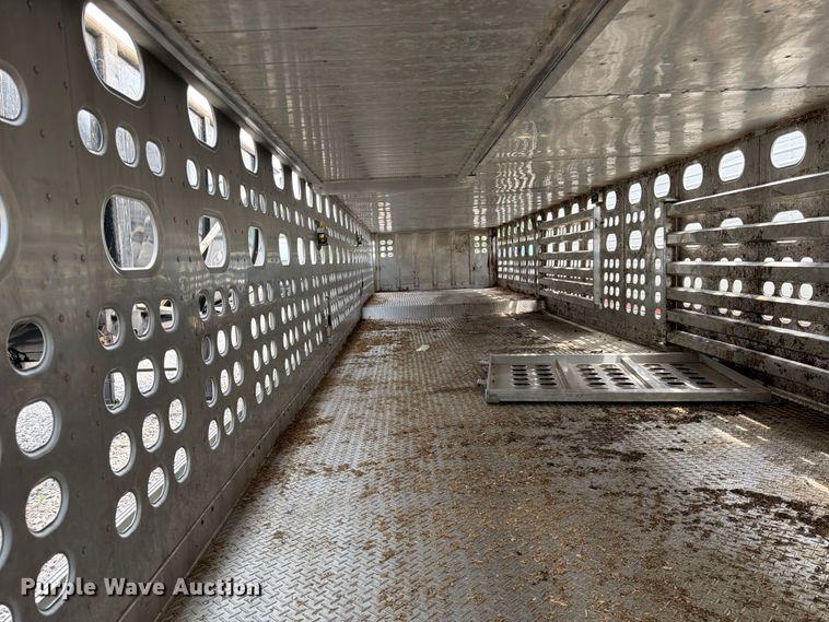 image for item YA4569 2016 EBY Trans Pork livestock trailer