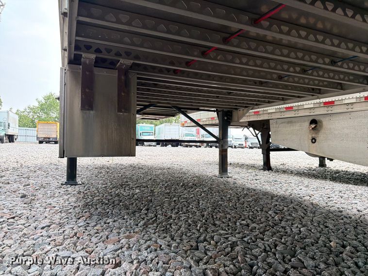 image for item YA4569 2016 EBY Trans Pork livestock trailer