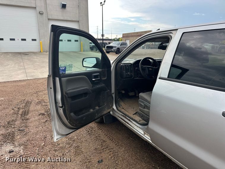 image for item DQ0010 2014 Chevrolet Silverado 1500 Crew Cab pickup truck