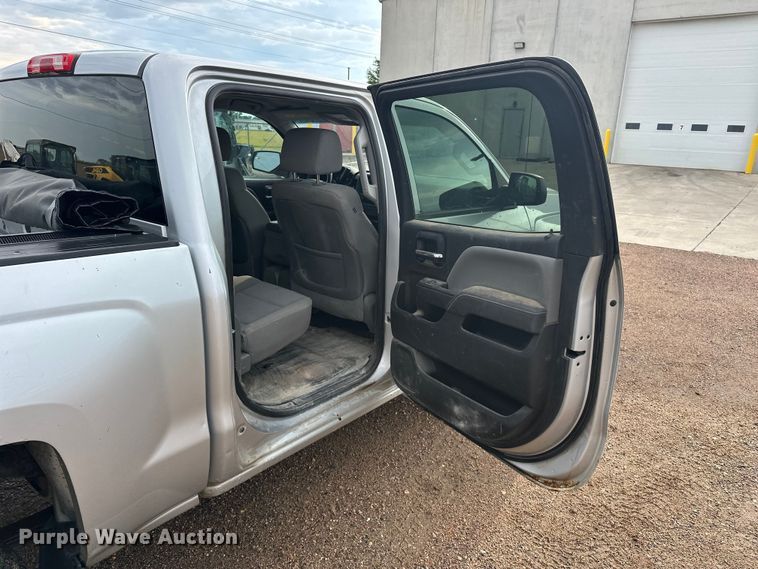 image for item DQ0010 2014 Chevrolet Silverado 1500 Crew Cab pickup truck