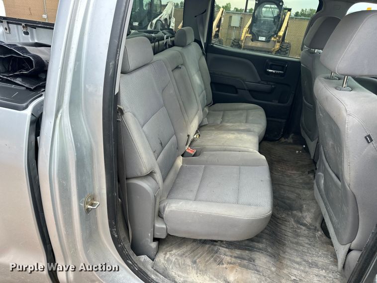 image for item DQ0010 2014 Chevrolet Silverado 1500 Crew Cab pickup truck