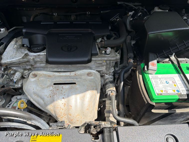 image for item DQ7948 2013 Toyota RAV4 LE SUV