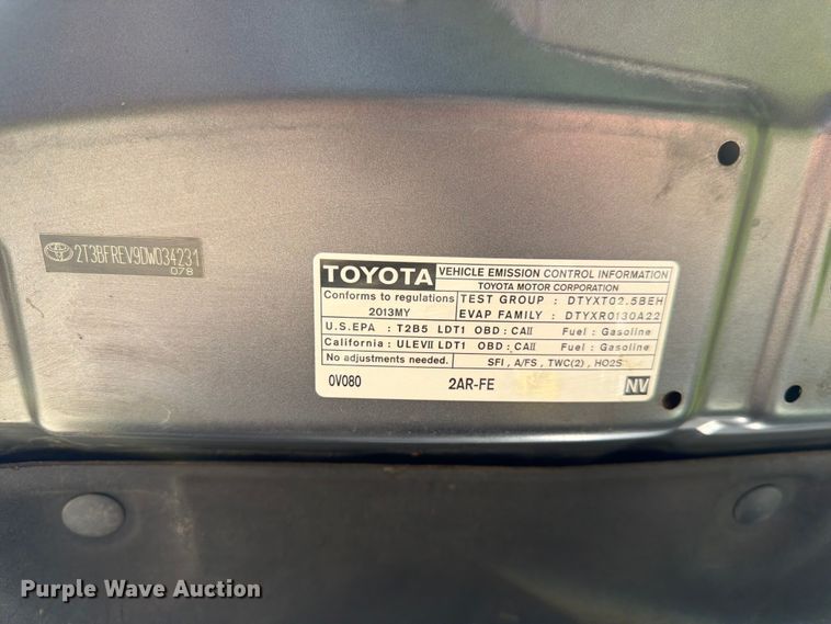 image for item DQ7948 2013 Toyota RAV4 LE SUV