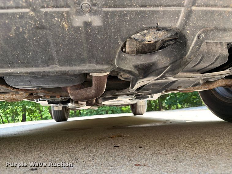 image for item DQ7948 2013 Toyota RAV4 LE SUV