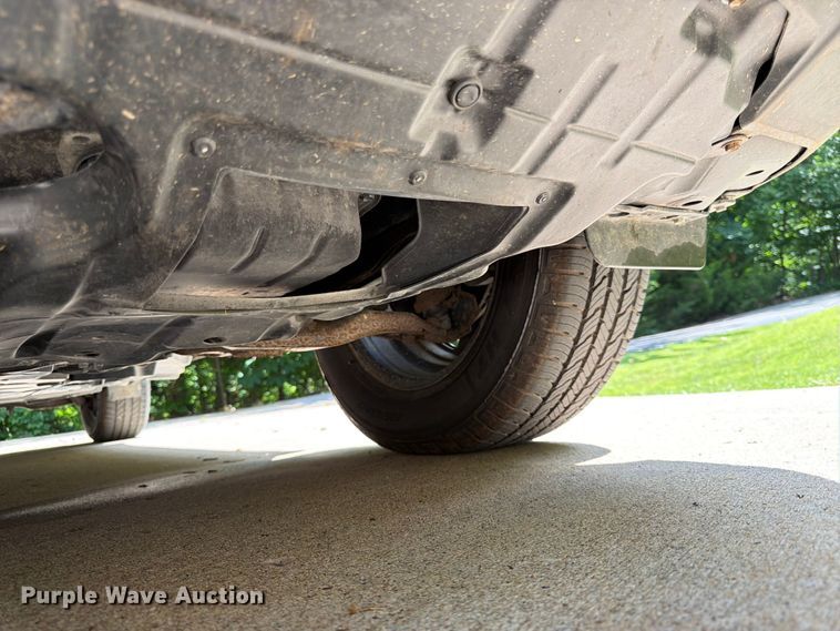 image for item DQ7948 2013 Toyota RAV4 LE SUV