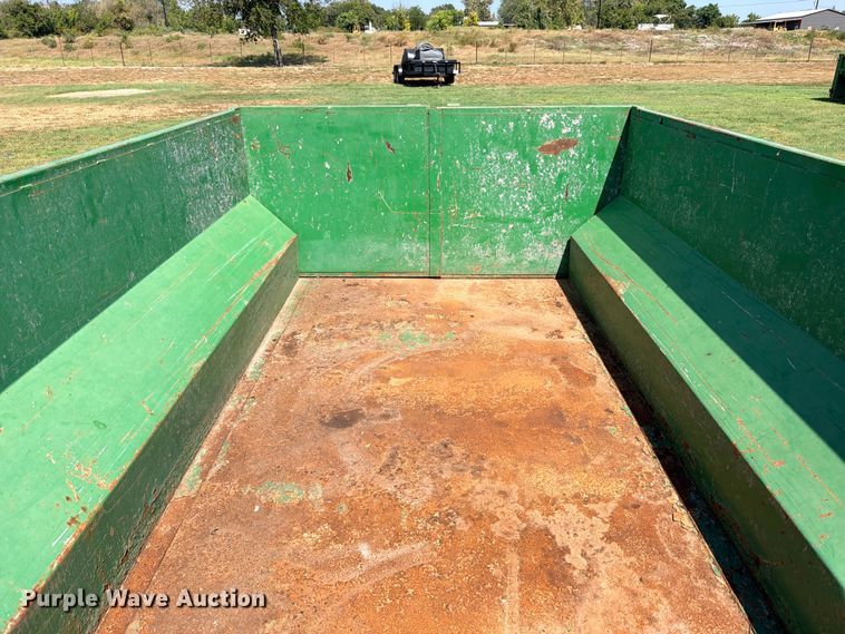 image for item DU1518 Roll-off dumpster