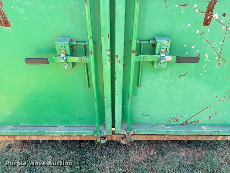 image for item DU1519 Roll-off dumpster