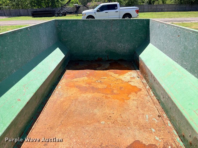 image for item DU1519 Roll-off dumpster