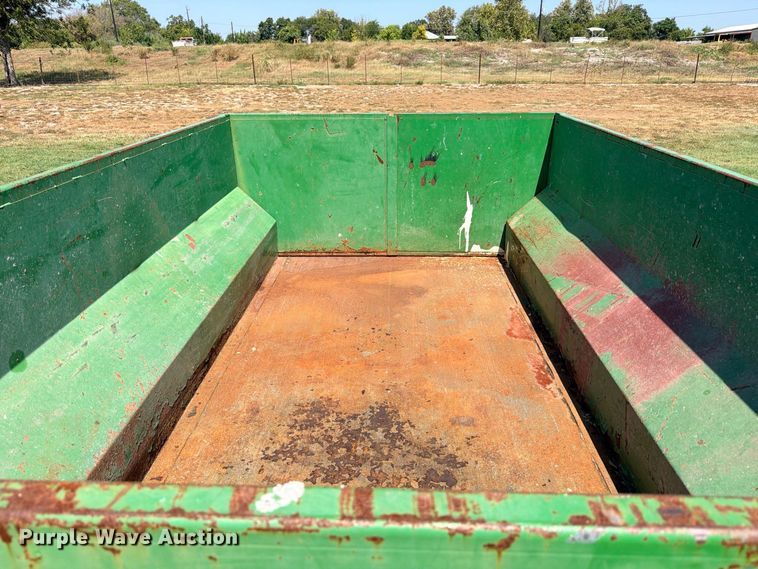 image for item DU1520 Roll-off dumpster
