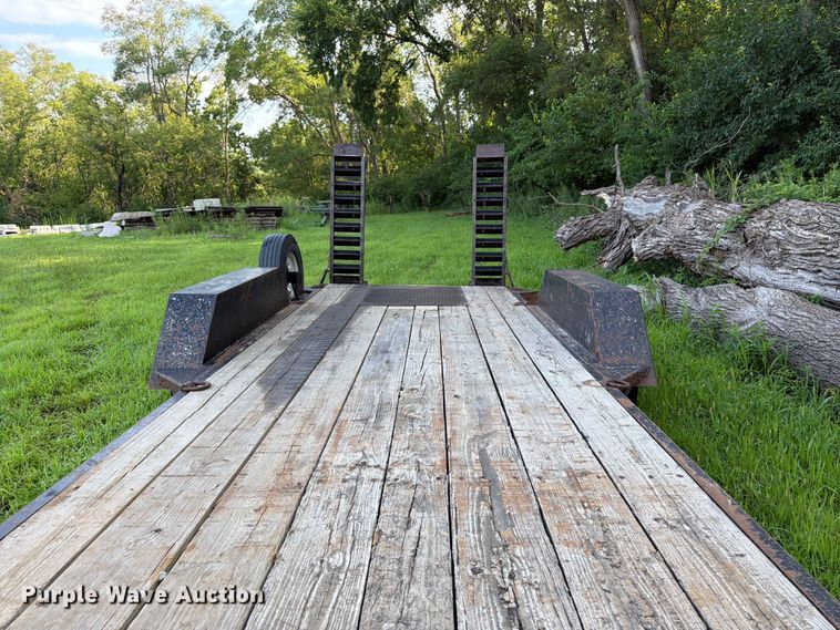 image for item DV2052 2013 Felling equipment trailer