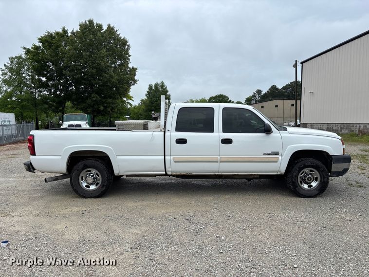 image for item DV4359 2007 Chevrolet Silverado 2500HD Crew Cab pickup truck
