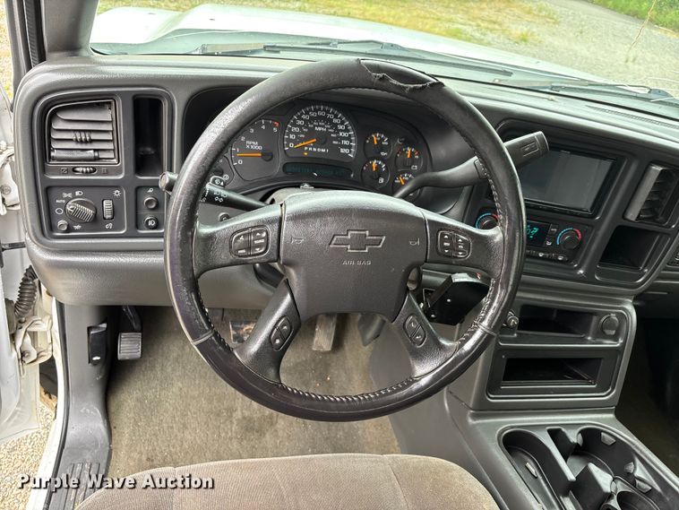 image for item DV4359 2007 Chevrolet Silverado 2500HD Crew Cab pickup truck