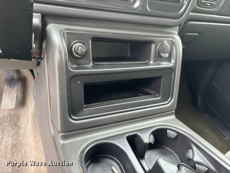 image for item DV4359 2007 Chevrolet Silverado 2500HD Crew Cab pickup truck
