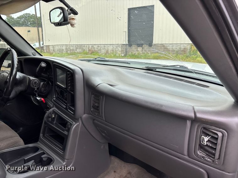 image for item DV4359 2007 Chevrolet Silverado 2500HD Crew Cab pickup truck