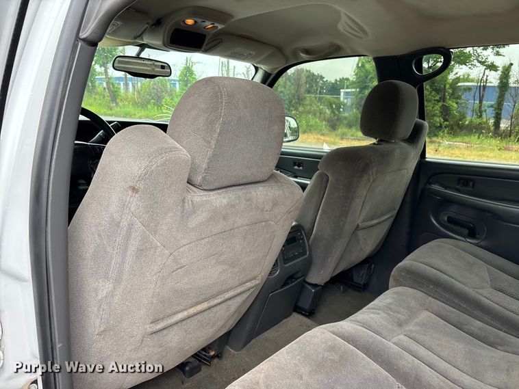 image for item DV4359 2007 Chevrolet Silverado 2500HD Crew Cab pickup truck