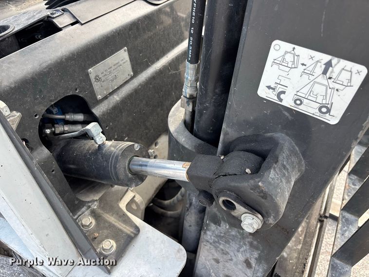 image for item DV7264 2018 UniCarriers PF50 forklift