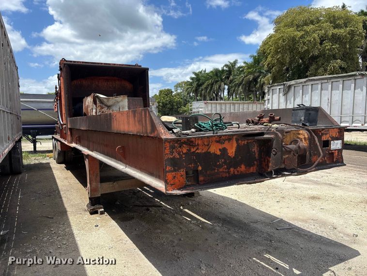 image for item DV7295 Al-Jon car crusher trailer