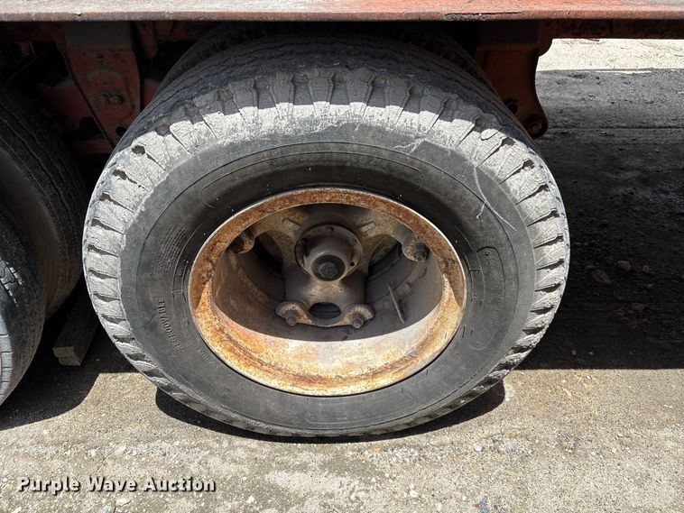 image for item DV7295 Al-Jon car crusher trailer
