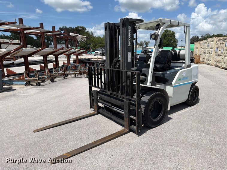 2016 UniCarriers PF80YLP forklift