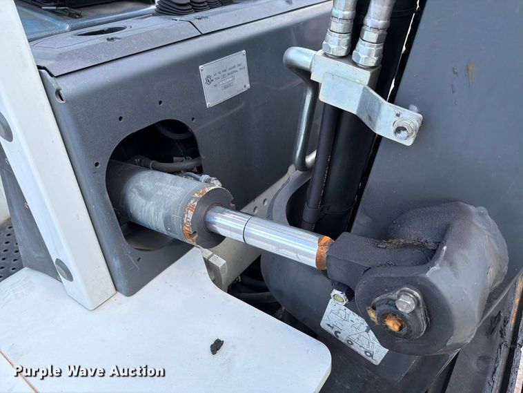 image for item DV7297 2016 UniCarriers PF80YLP forklift