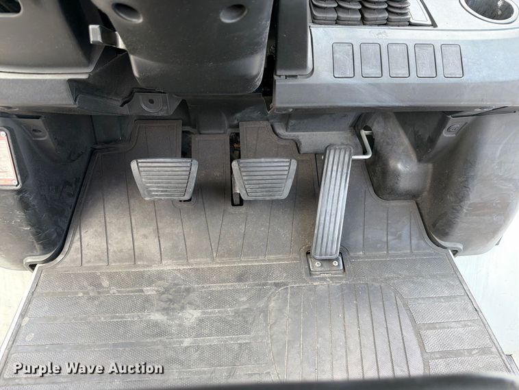 image for item DV7297 2016 UniCarriers PF80YLP forklift