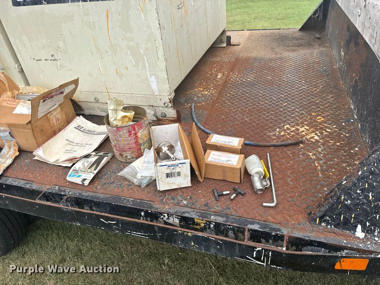 image for item DY3154 1986 Chevrolet C30 flatbed pickup truck