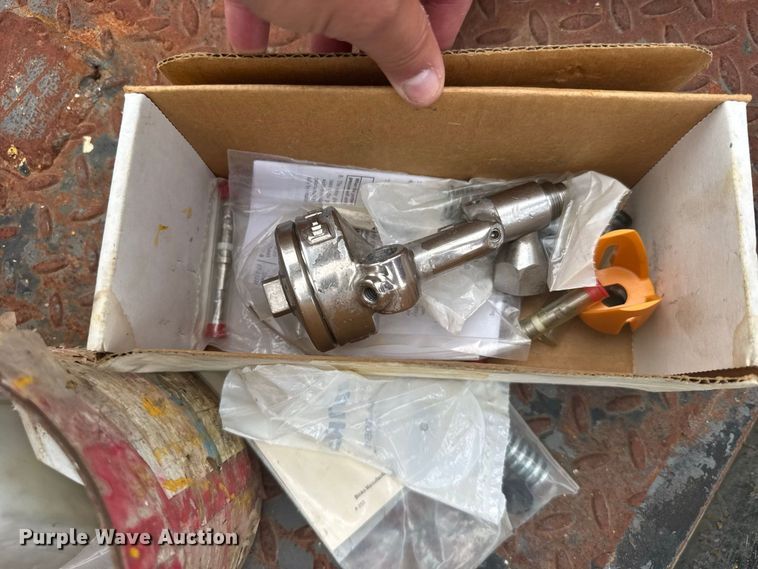 image for item DY3154 1986 Chevrolet C30 flatbed pickup truck