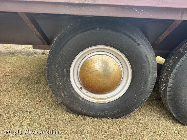 image for item DY3176 1984 WW Trailer Manufacturers equipment trailer