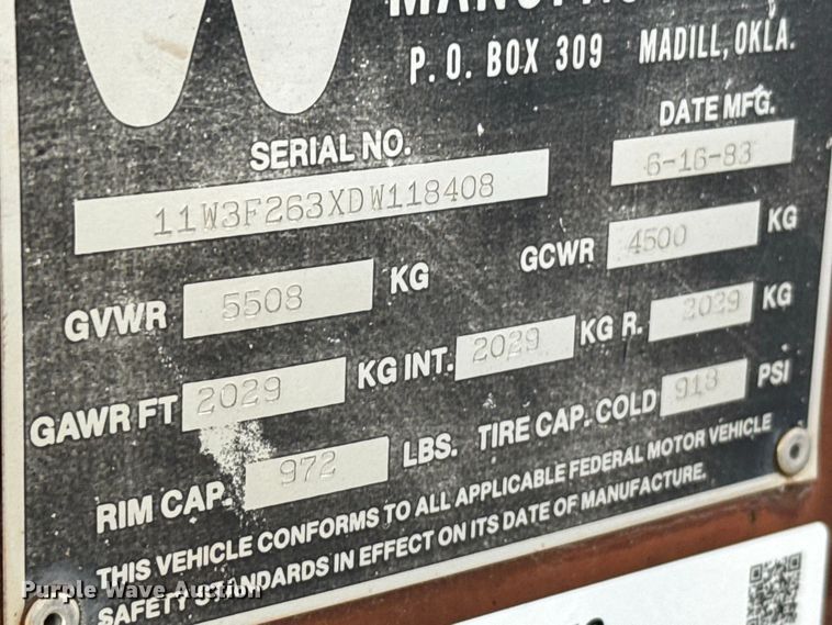 image for item DY3176 1984 WW Trailer Manufacturers equipment trailer
