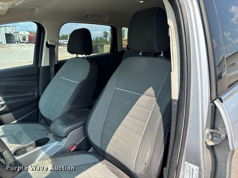 image for item DZ4529 2015 Ford Escape SUV