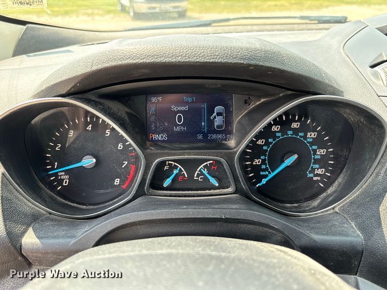 image for item DZ4529 2015 Ford Escape SUV